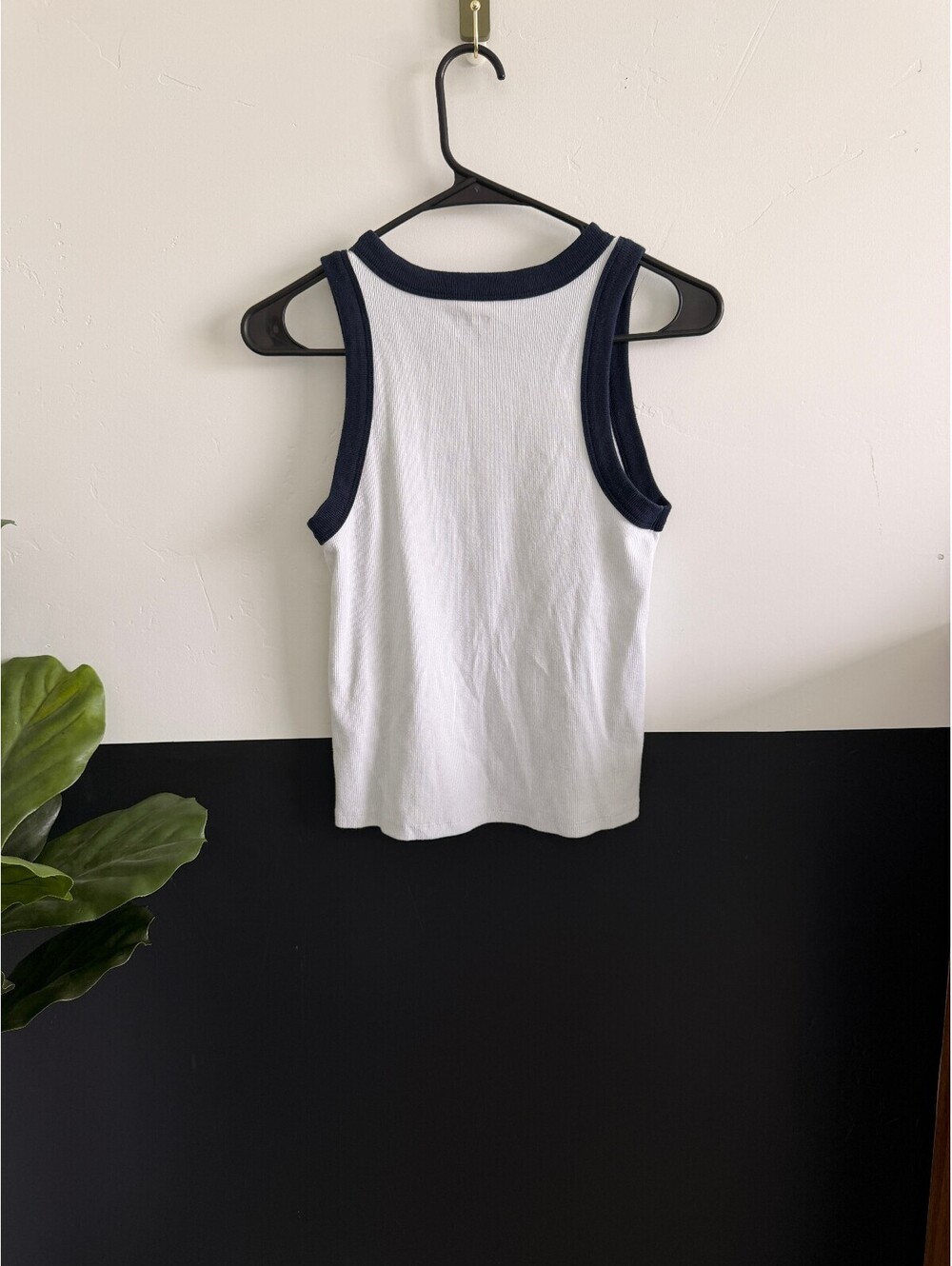 Old Navy Ribbed Tank Top - Picture 3 of 3